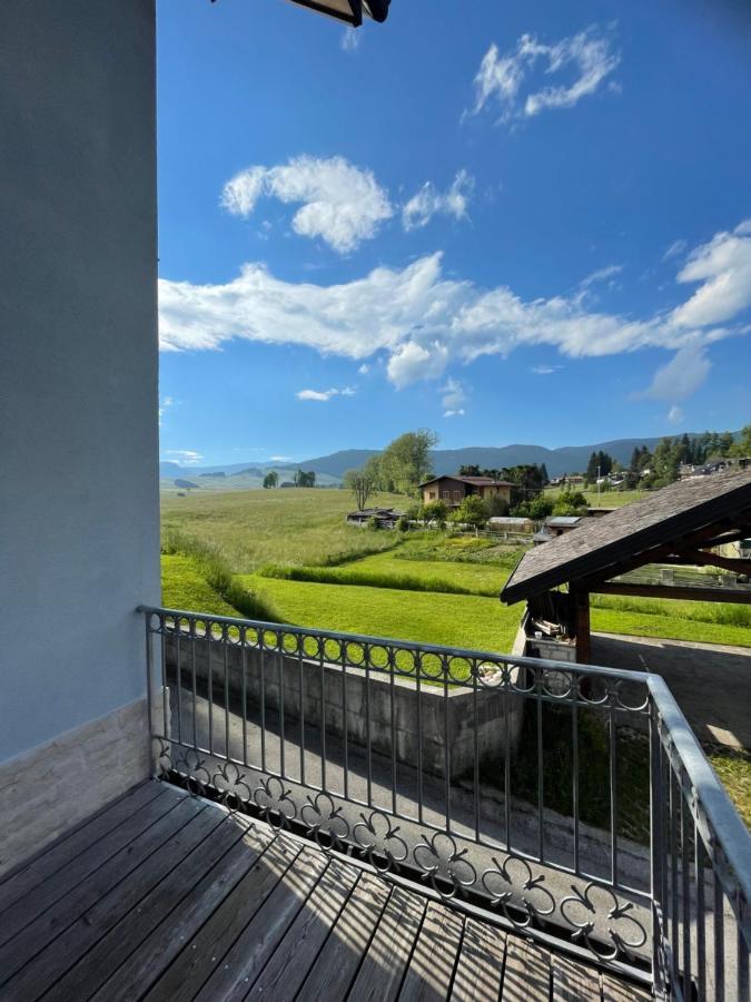 Villa Iris Asiago - Giardino E Parcheggio Экстерьер фото