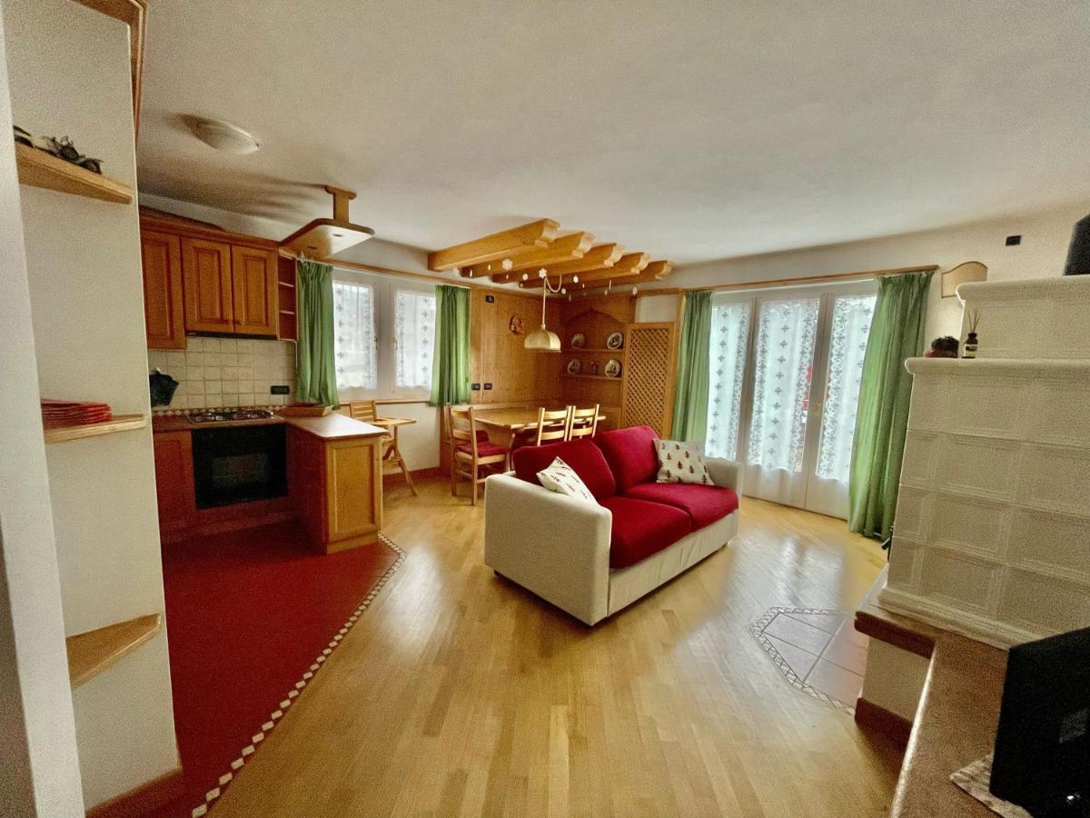 Villa Iris - La Prima Villa Vacanze Nell'Altopiano Азиаго Экстерьер фото